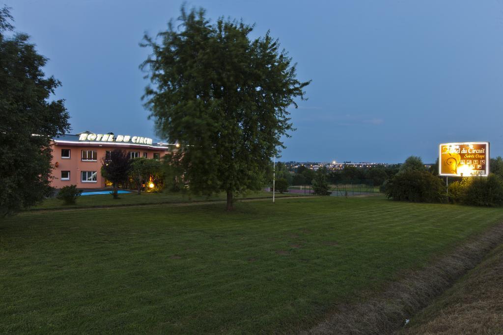 Cit'Hotel Du Circuit Magny-Cours Εξωτερικό φωτογραφία