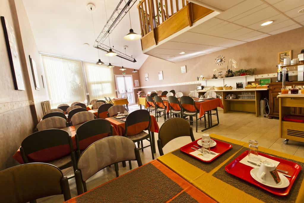 Cit'Hotel Du Circuit Magny-Cours Εξωτερικό φωτογραφία