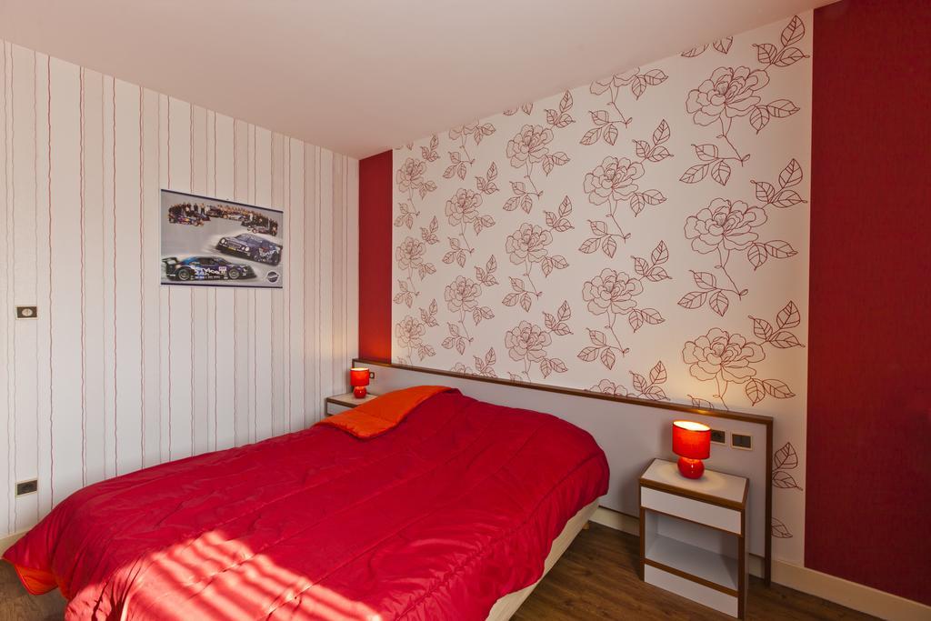 Cit'Hotel Du Circuit Magny-Cours Εξωτερικό φωτογραφία