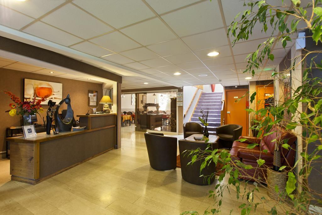 Cit'Hotel Du Circuit Magny-Cours Εξωτερικό φωτογραφία